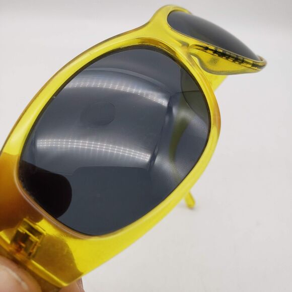 Vintage BLACK FLYS Sunglasses 'Kid's Kick' Clear Yellow VTG - Picture 9 of 11